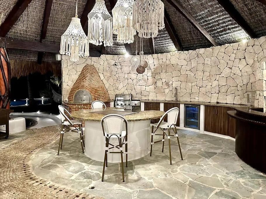 Villa Alma Puerto Morelos
