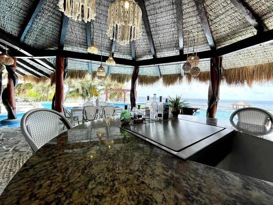 Villa Alma Puerto Morelos 0*,