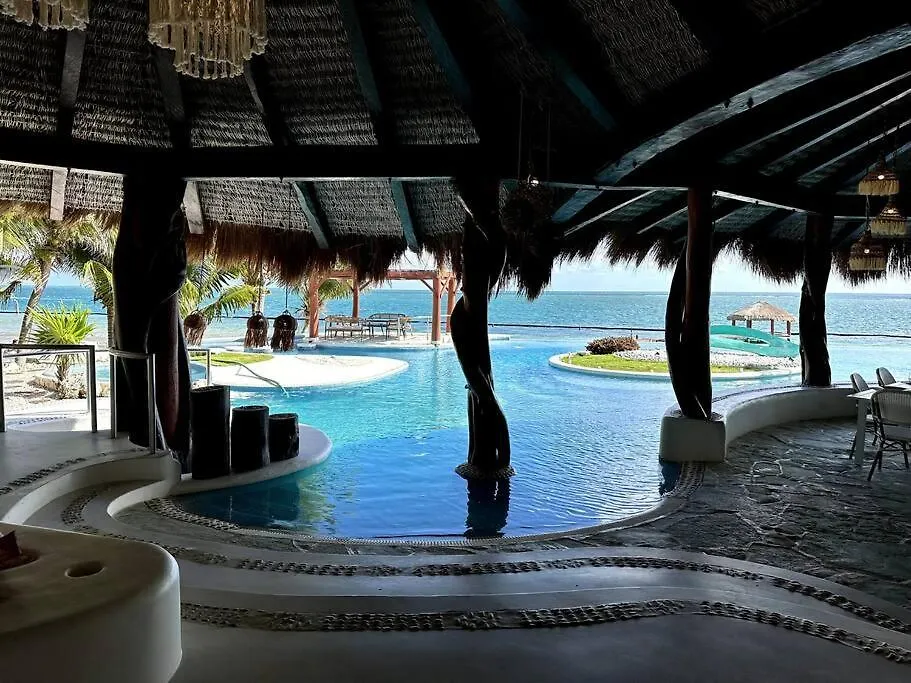 Villa Alma Puerto Morelos Mexico
